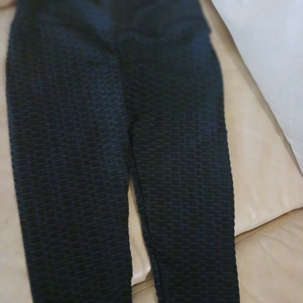 Skinny scrungy tights